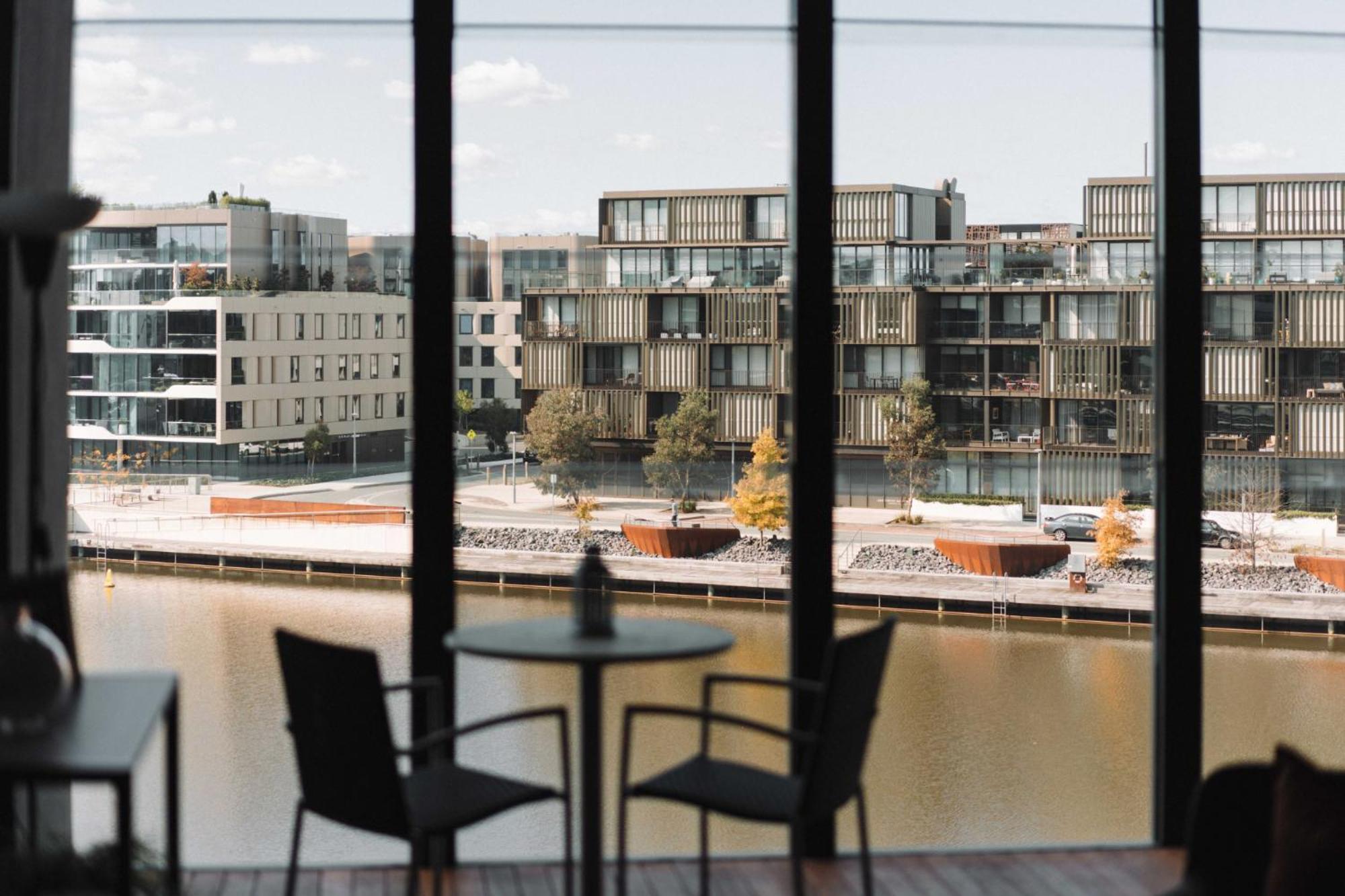 Stunning 1-bed Above Foreshore With Water Views Apartment Kingston